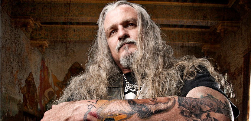 Golpista Jon Schaffer conta que passou por quatro cadeias em três meses de detenção