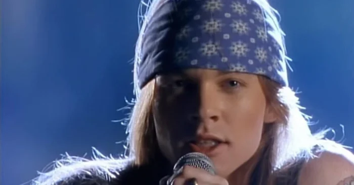 Axl Rose queria “o guitarrista mais maluco de todos”, e Joe Satriani sabia onde achar