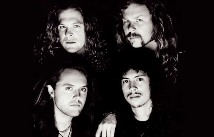 “Enter Sandman”, do Metallica, completa 800 semanas em parada britânica