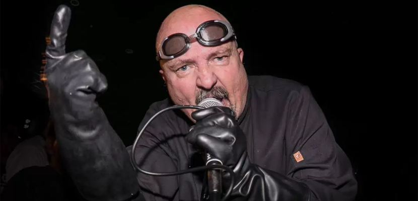 Garotos Podres e João Gordo mostram a cara do bolsonarismo em arte crítica