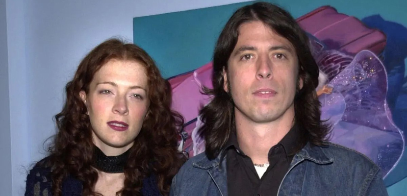 Melissa Auf der Maur revela que Dave Grohl desvendou o caminho de seu orgasmo