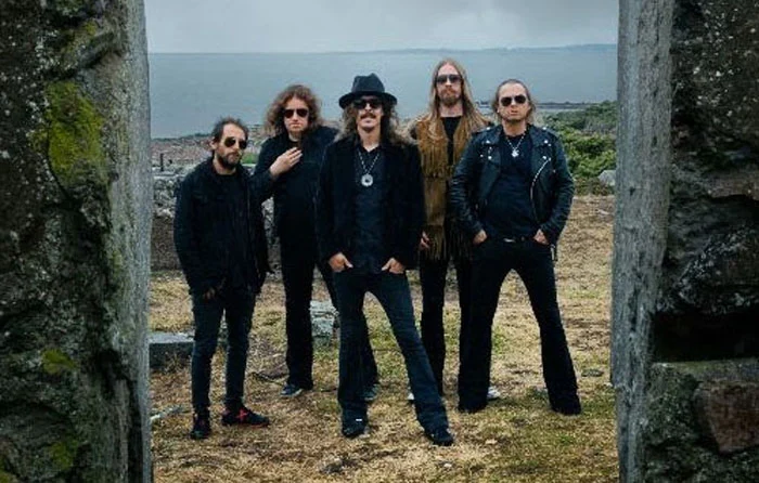 Mikael Åkerfeldt explica o que o faz considerar Opeth e Beatles progressivos