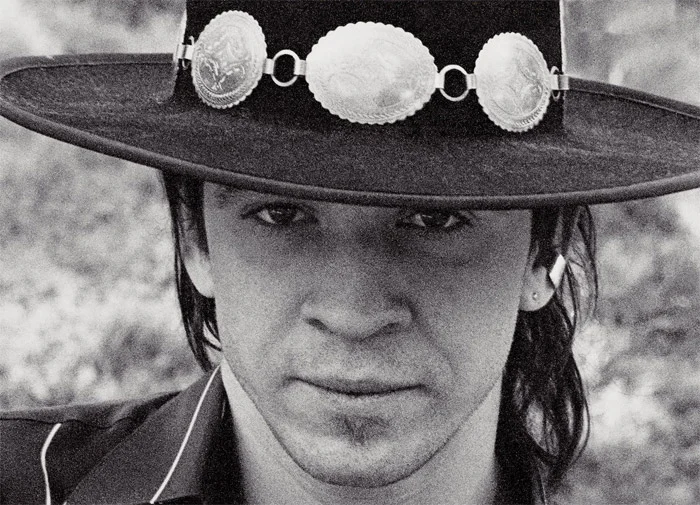 O guitarrista que foi a ponte entre Jimi Hendrix e Stevie Ray Vaughan