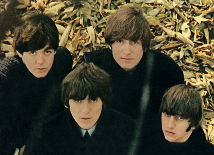 O momento em que George Harrison passou a respeitar Ringo Starr como compositor