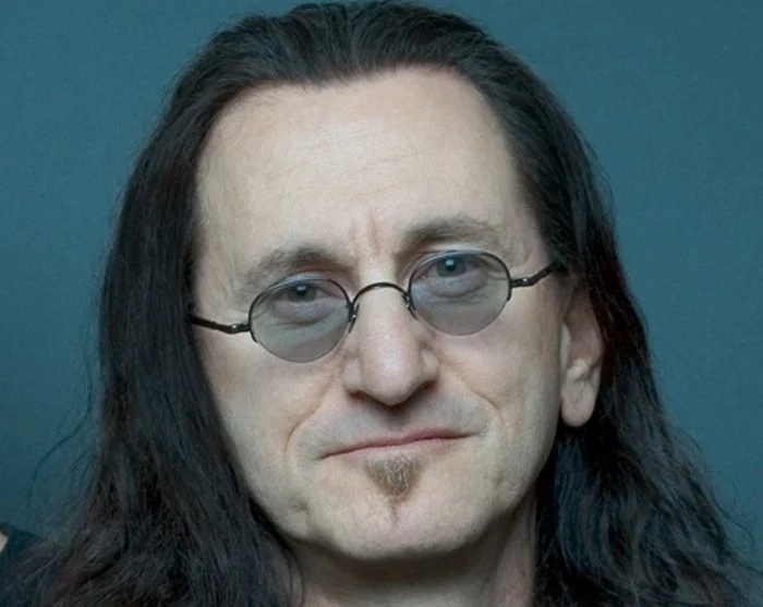 Por que Geddy Lee achou que Anika Nilles não seria melhor opção para substituir Neil Peart?