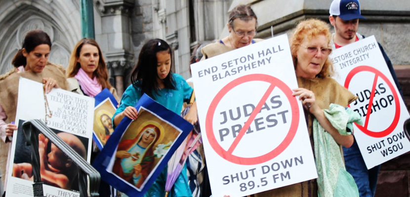 Pregação de pastor em ônibus contra rock e metal escancara a lama moral da nossa sociedade