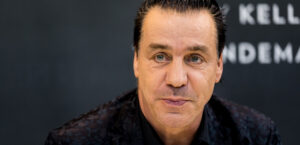 Till Lindemann (Rammstein) vai lançar o álbum Live in Kraków em setembro
