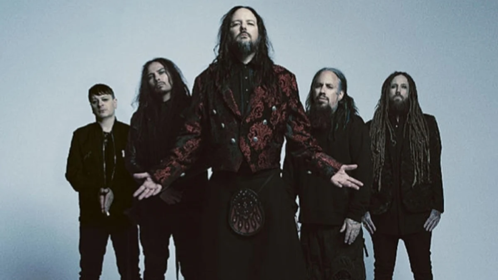 Relembre todas as passagens do Korn pelo Brasil – criança no baixo, improviso com Sepultura e mais
