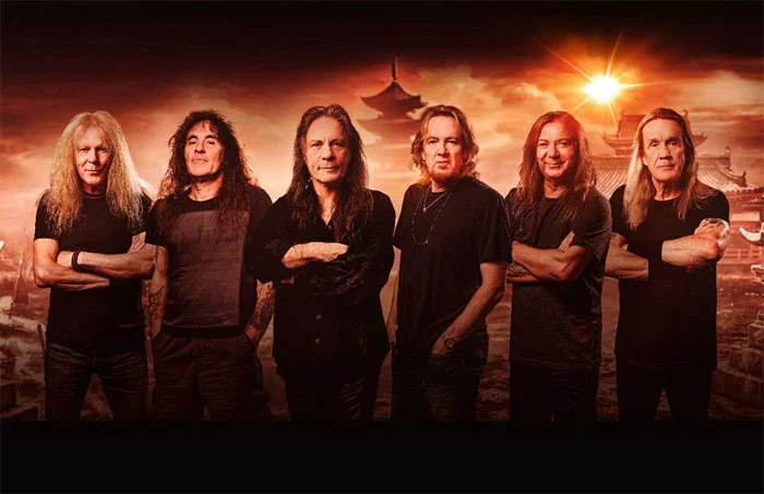 Se Dave Murray sente tanta saudade da família, não seria lógico deixar o Iron Maiden?