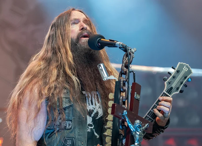 Zakk Wylde mostra o riff do Black Sabbath que foi “chupinhado” do Cream de Eric Clapton