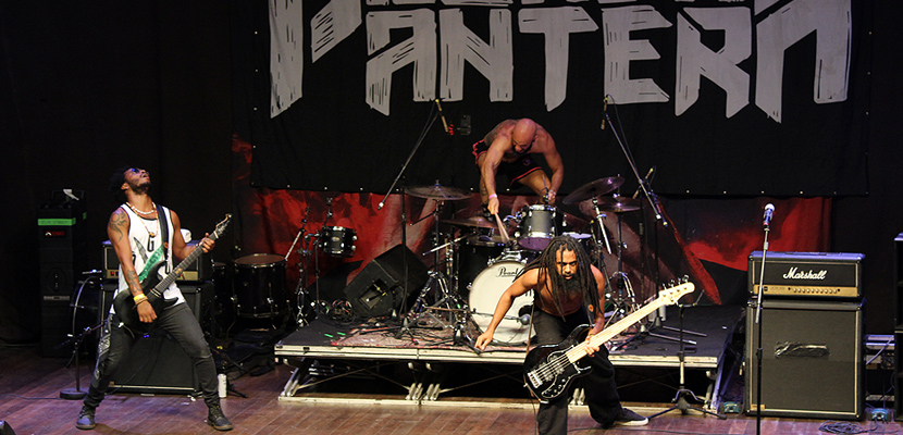 Black Pantera lança vídeo de Fogo nos Racistas (ao vivo no Circo Voador)