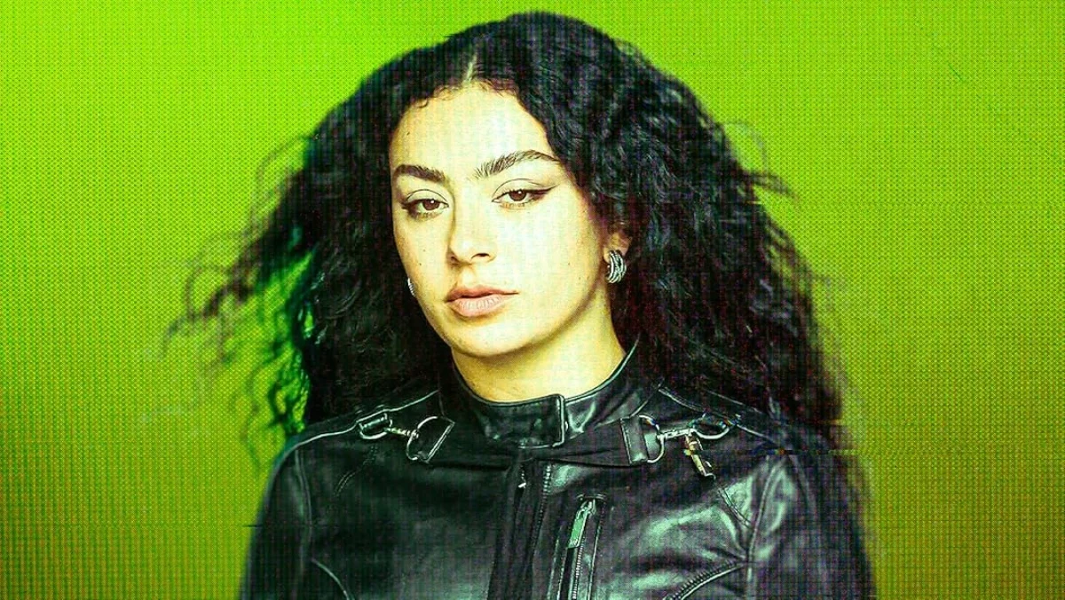 Cantora pop, Charli XCX anuncia que seu novo álbum será de rock