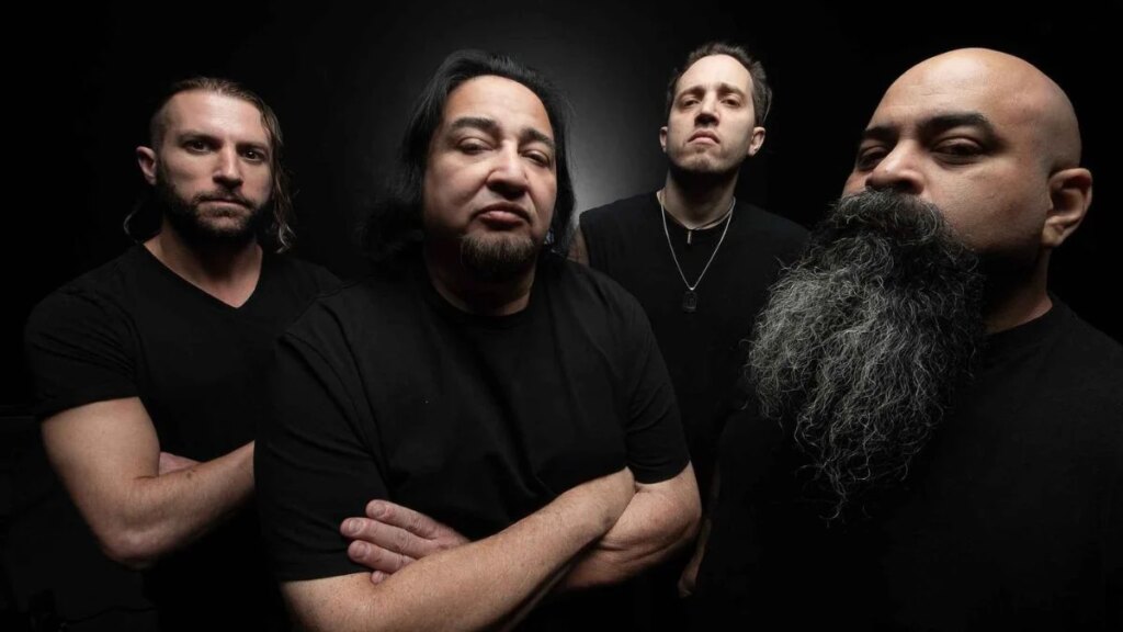 Fear Factory cancela participação no Bangers Open Air 2026 e adia turnê