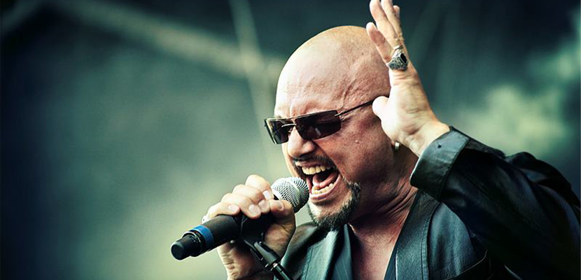 Geoff Tate lembra tensão nos últimos anos de Queensrÿche: “Havia pessoas amarguradas”