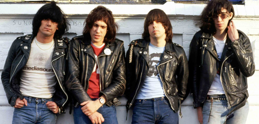 Johnny Ramone não suportava a disco music: “É uma conspiração comunista para deixar nossos cérebros lisos”