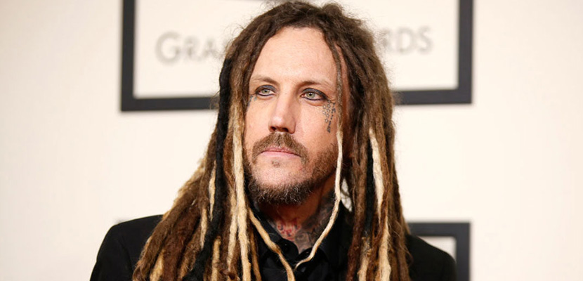 Korn estreia videoclipe da nova música Reward The Scars