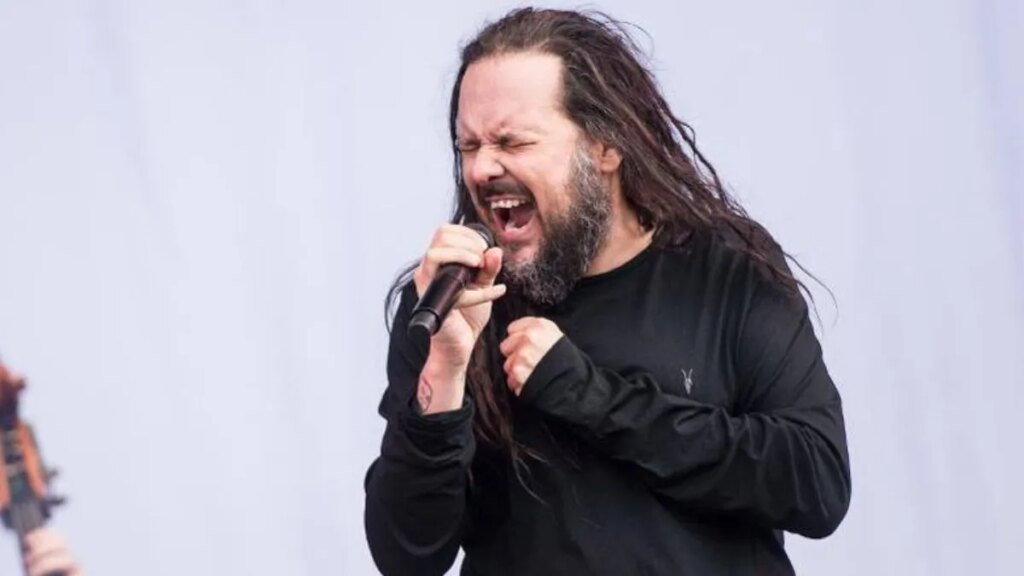Korn inicia série de shows e estreia nova música ao vivo