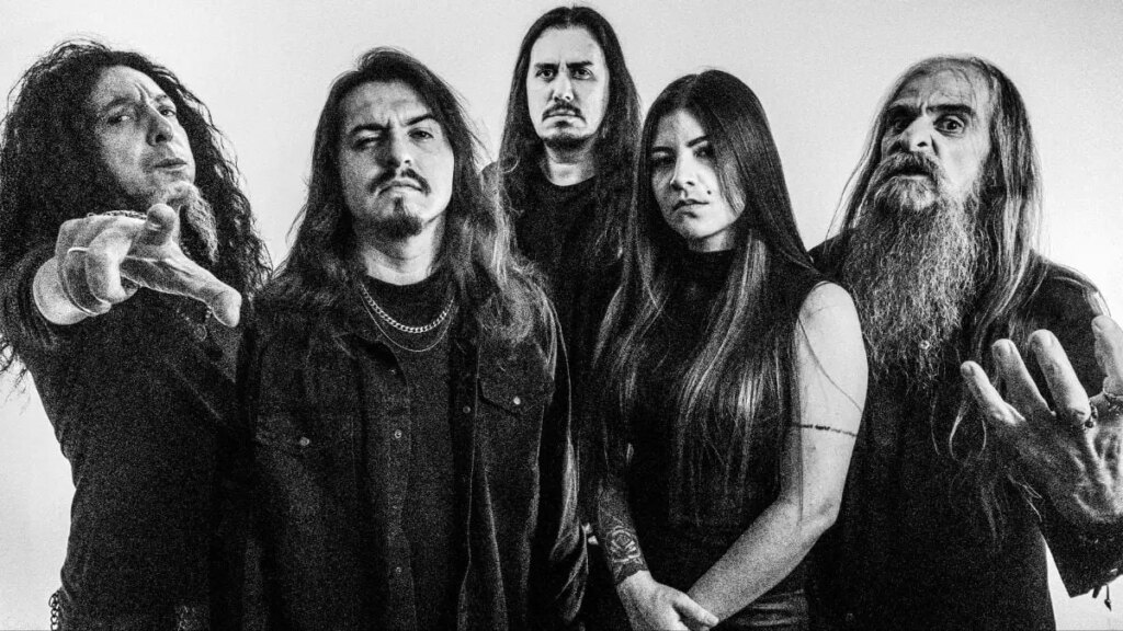 Korzus anuncia Jéssica Falchi e Jean Patton como guitarristas e lança single