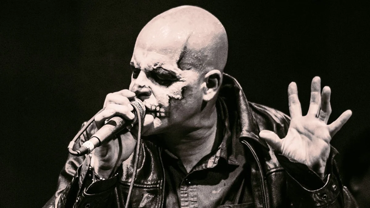 Michale Graves diz não poder mais atuar no cenário punk rock: “Sou odiado”