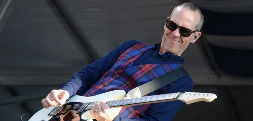 Tom Dumont, guitarrista do No Doubt, revela diagnóstico de Parkinson