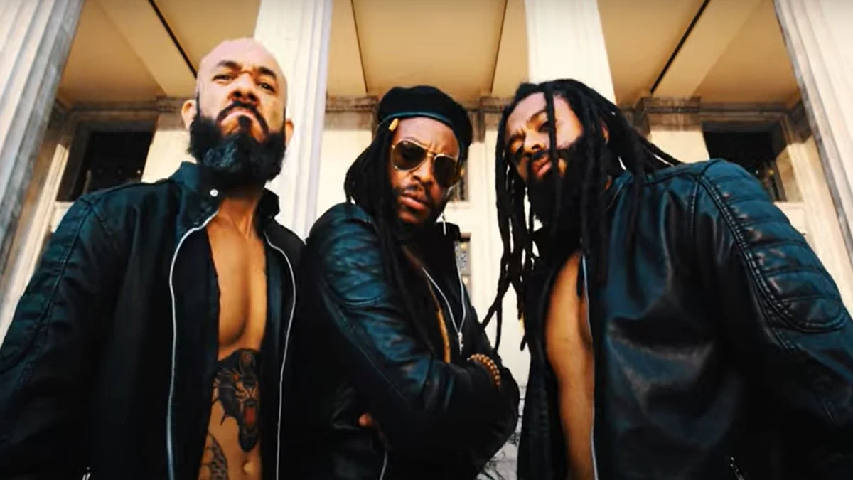 Black Pantera incendeia Allianz Parque em abertura de show do Korn