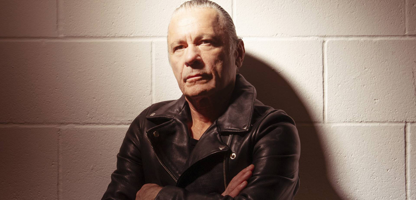 Bruce Dickinson lança nova versão do clipe de Tears Of The Dragon