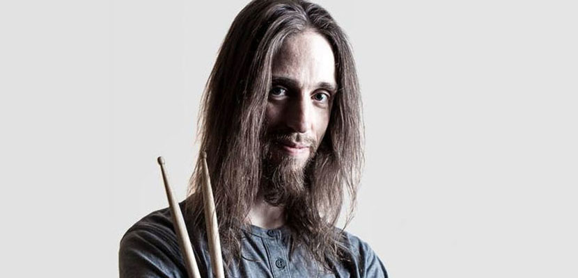 Na Fogueira: Dirk Verbeuren (Megadeth) encara o desafio de criar linha de bateria para som do Raimundos