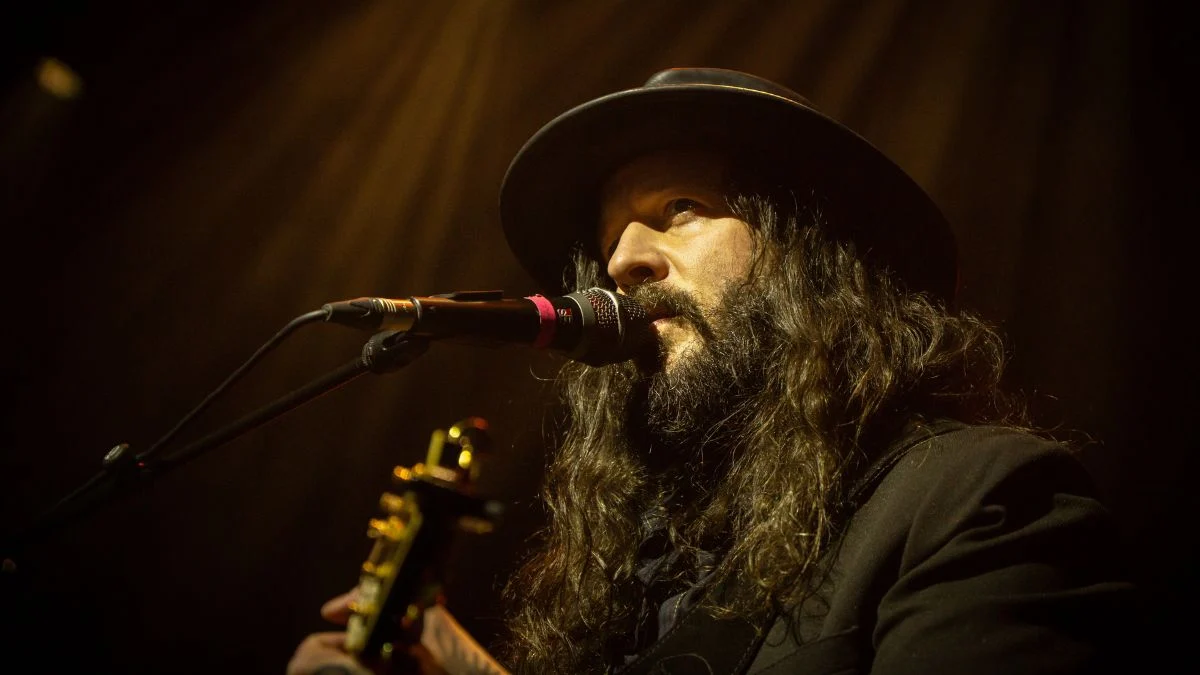 Shawn James anuncia turnê no Brasil com shows em Porto Alegre, São Paulo e Curitiba