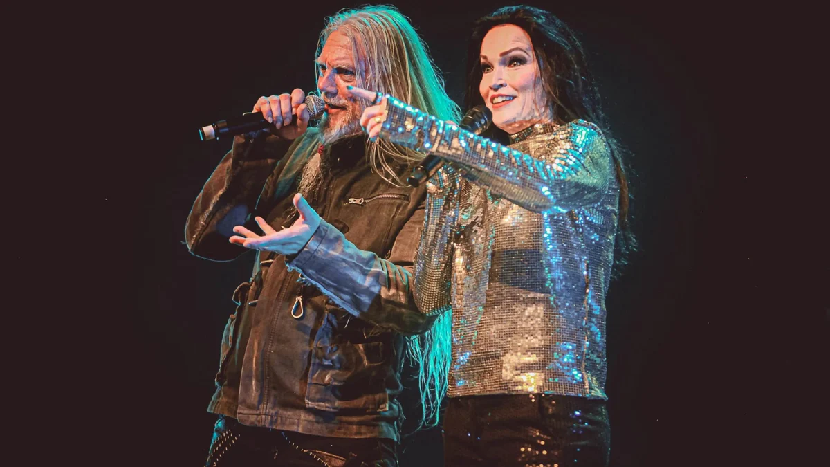Tarja Turunen comenta reunião com Nightwish: “Vejo como algo difícil”
