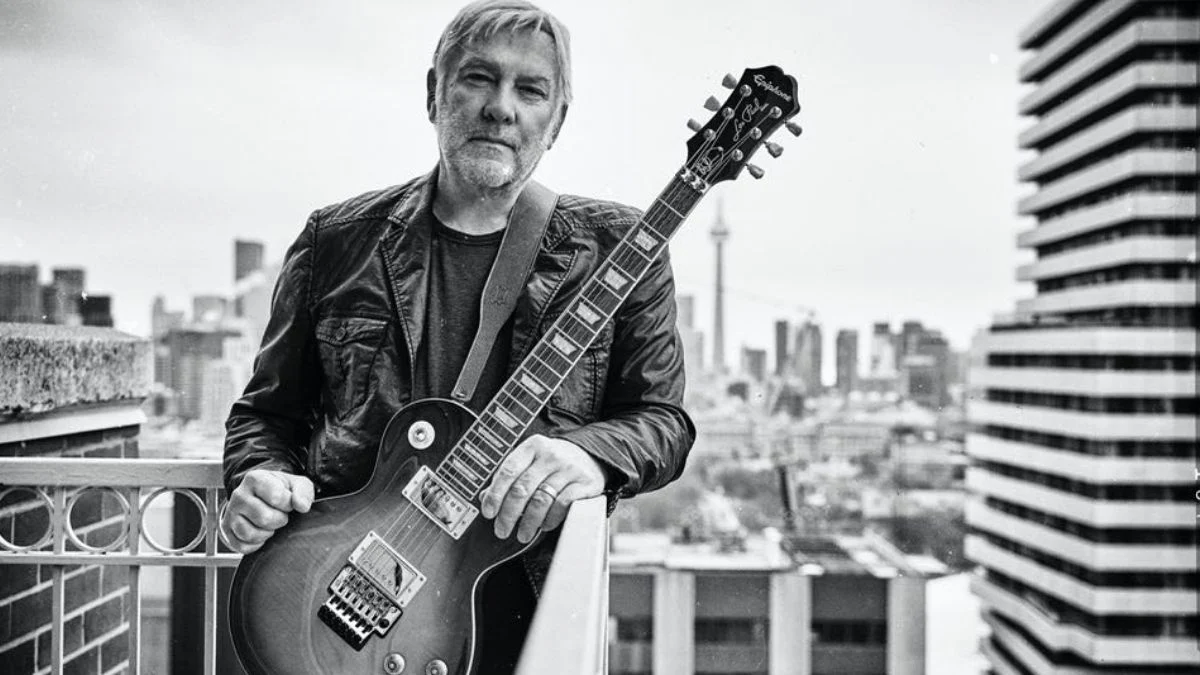 Alex Lifeson, do Rush, fez o discurso mais ridículo do Hall da Fama do Rock