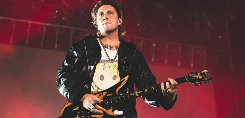 Avenged Sevenfold surpreende os fãs lançando o EP Statica com quatro músicas
