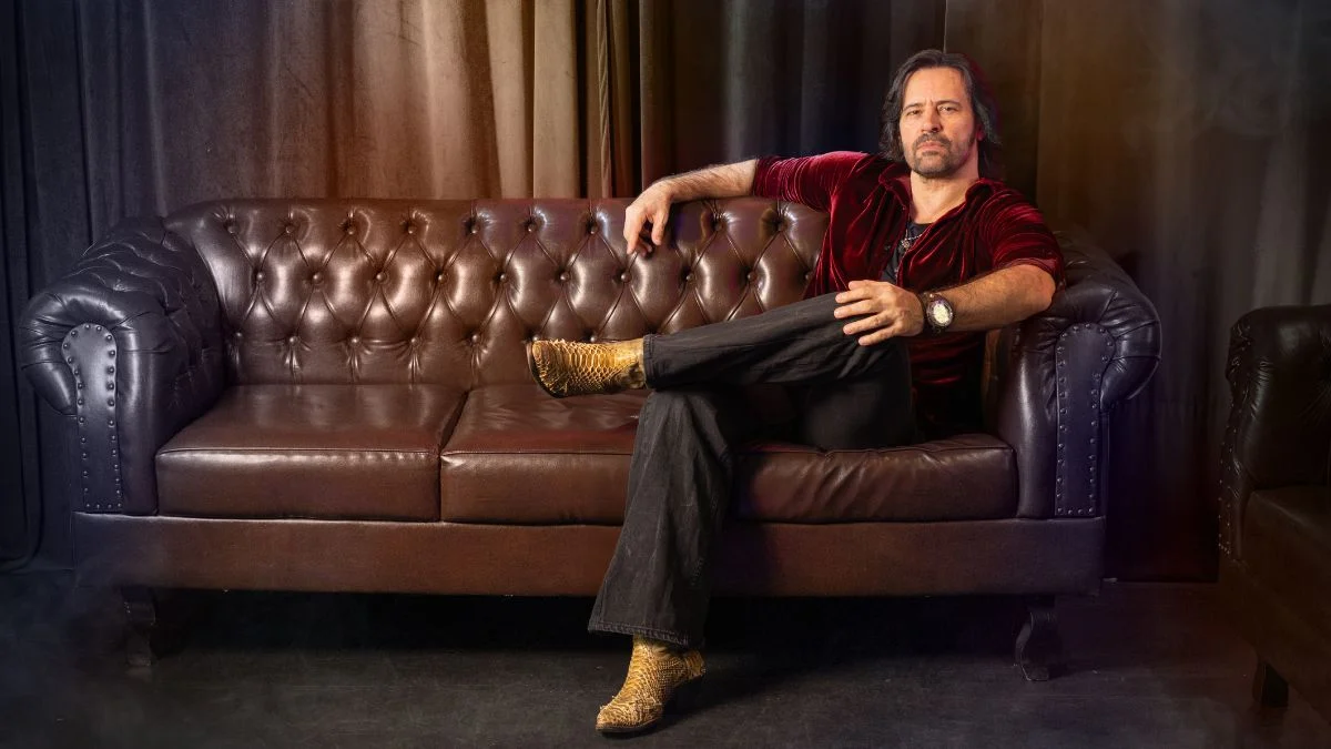 Ivan Busic lança novo single e anuncia show no Blue Note, em São Paulo