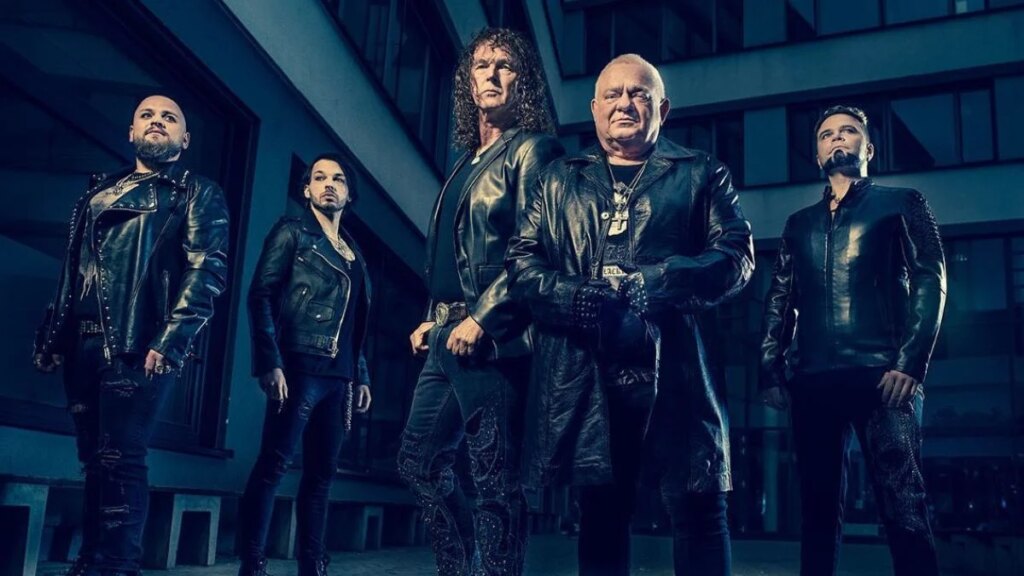 Peter Baltes é hospitalizado após queda durante show com Dirkschneider