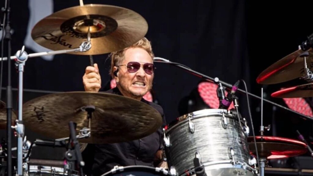 Matt Sorum revela que não sabia da reunião do Guns N’ Roses em 2016 