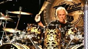 Por que Frank Beard, do ZZ Top, nunca teve a famosa barba?
