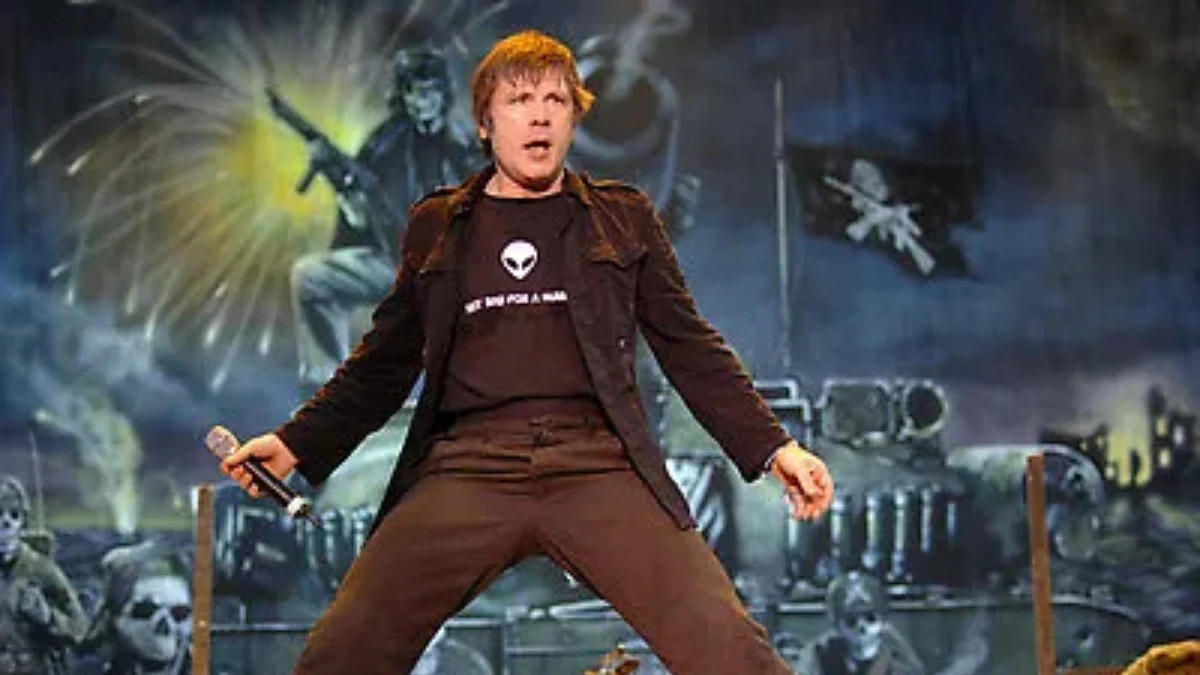 O disco lançado pelo Iron Maiden nos anos 2000 que não teve turnê no Brasil