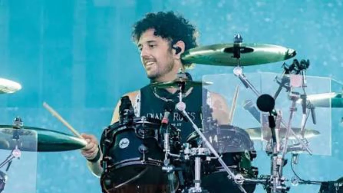 Baterista do Linkin Park recebe críticas após tocar Iron Maiden pela 1ª vez