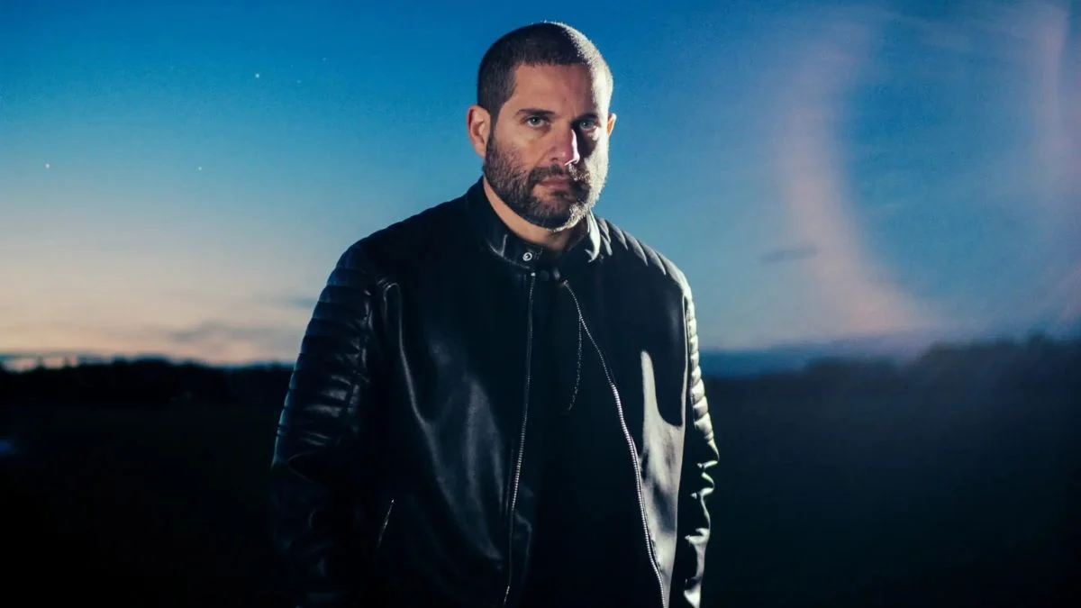 Dan Szyller anuncia estreia no Brasil com show único em São Paulo