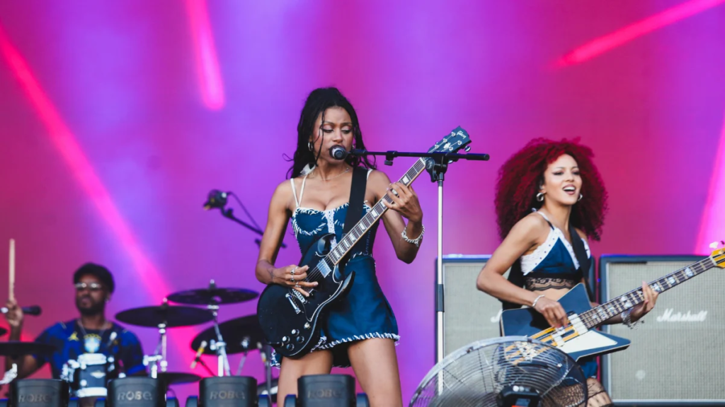 Nova Twins estreia no Brasil levando ao Rock in Rio 2026 um rock que não cabe em duas pessoas