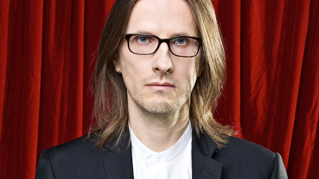 Steven Wilson revela detalhes do novo álbum Requiem For A Village